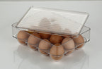 Storage box with 12 cavities for holding eggs